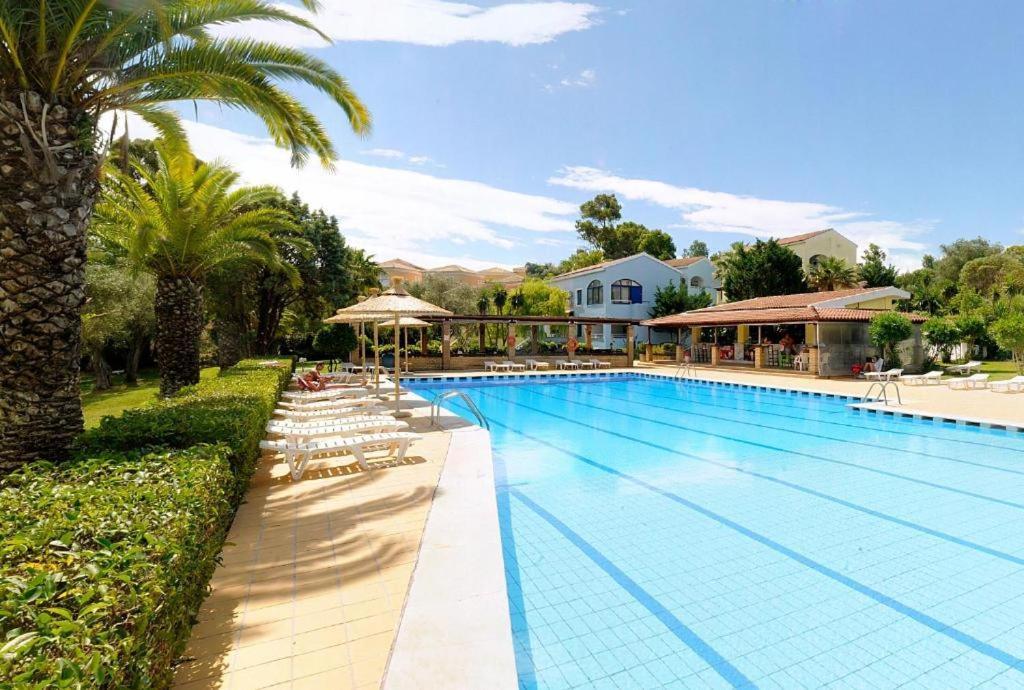 Palm Tree Corfu Apt. Danilia Exterior photo